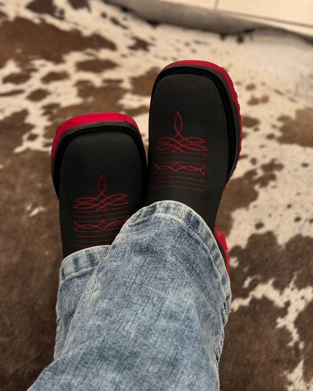 MEN SQUARE TOE WESTERN BOOTS
