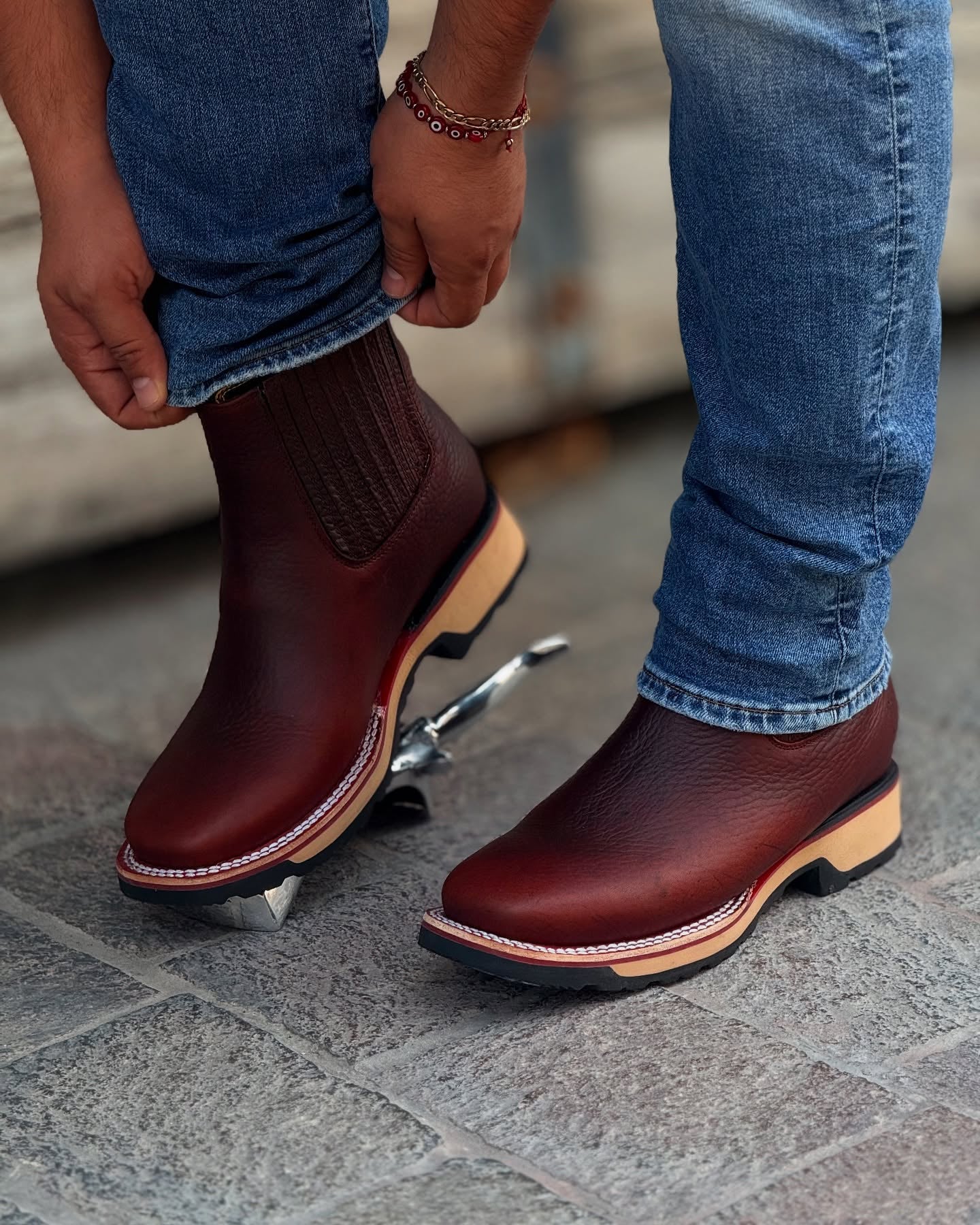 Men's Scratch-resistant Genuine Leather Boots